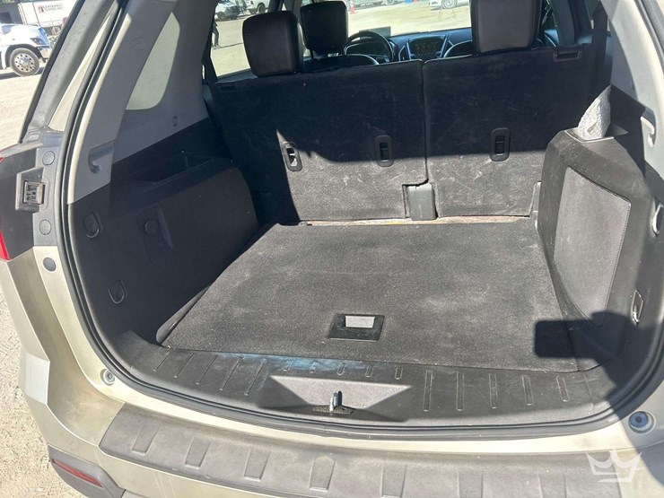 2014-gmc-terrain-suv-image-31