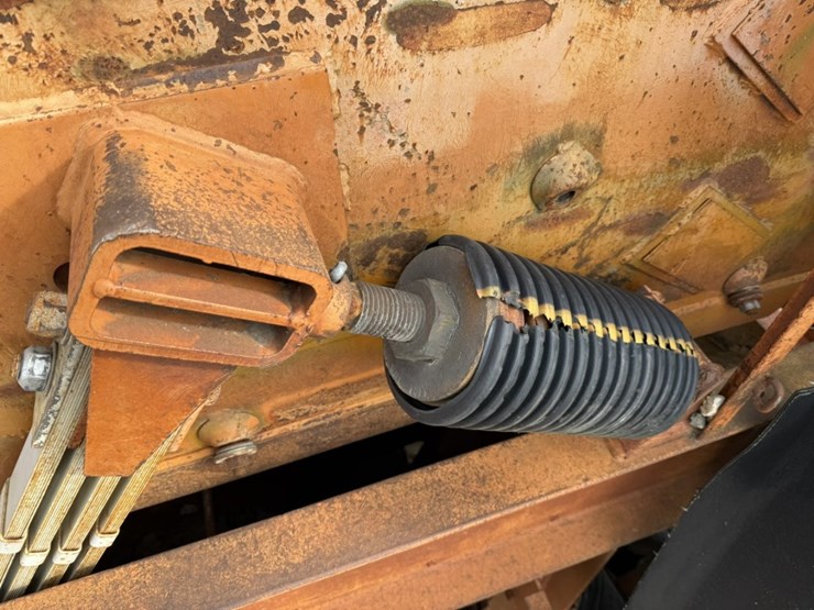 cedarapids-5x16-image-82