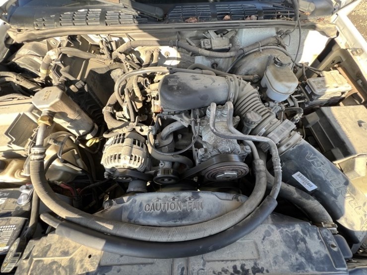 2003-chevrolet-s10-image-13