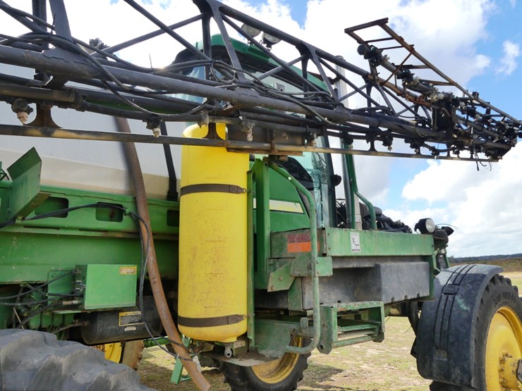 2004-john-deere-4720-image-10