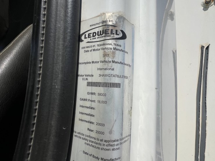 2018-international-7400-image-14