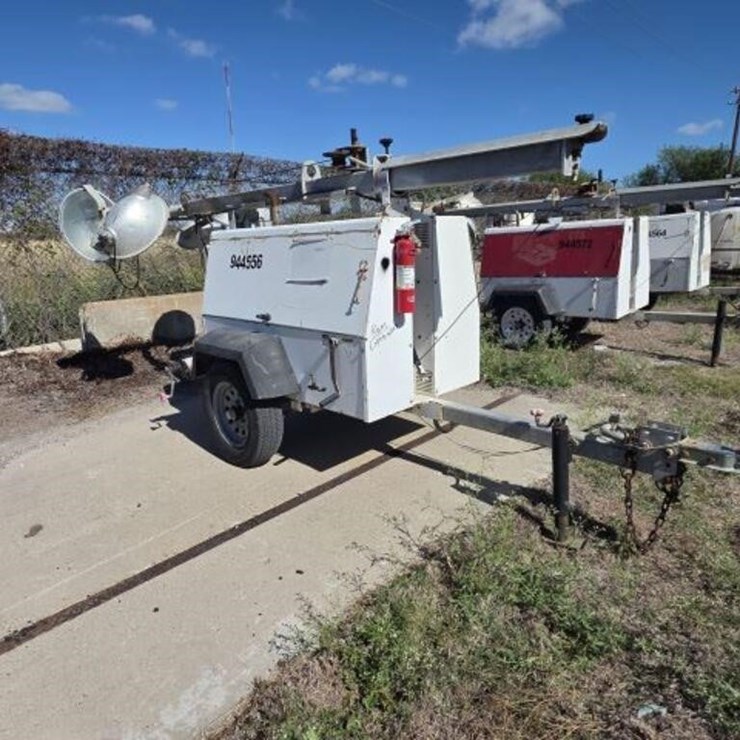 Industrial Allmand Mobile Light Tower/ WORKS