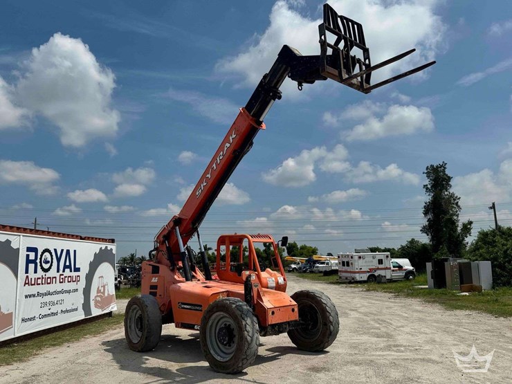 2017-sky-trak-6036-image-2