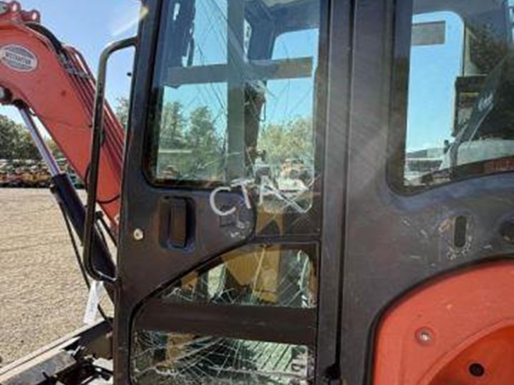 kubota-kx040-4-image-11