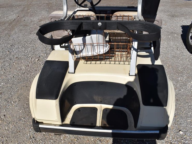 club-car-golf-cart-electric-w/-charger-(serial-#-a9140265410)-(k)-image-7
