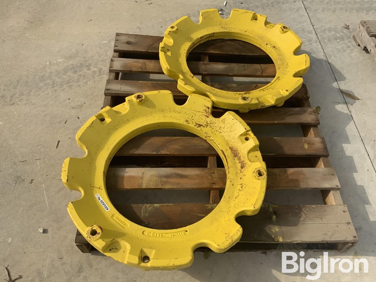 john-deere-75kg/165-lbs-rear-axle-weights-image-2