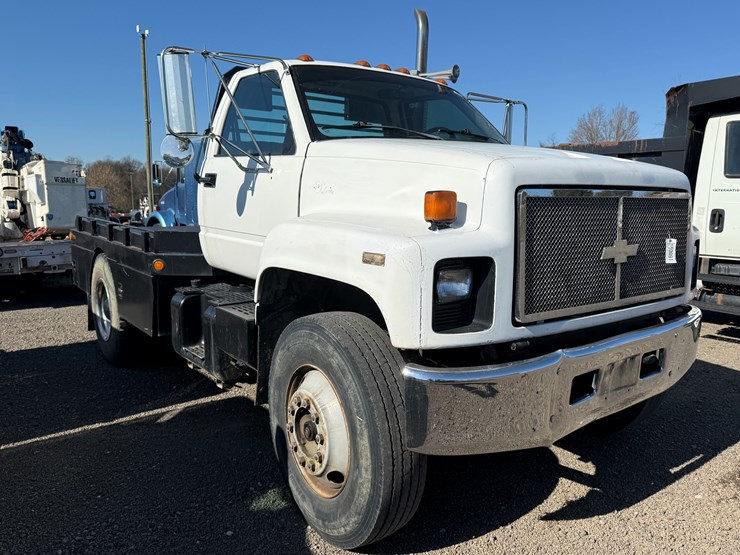 #65-•-1990-chevrolet-kodiak-flatbed-truck-image-1