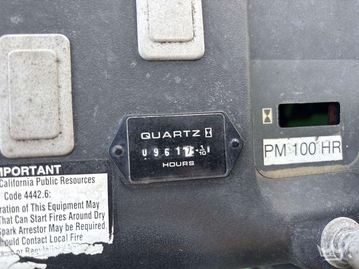 2012-john-deere-gator-image-9