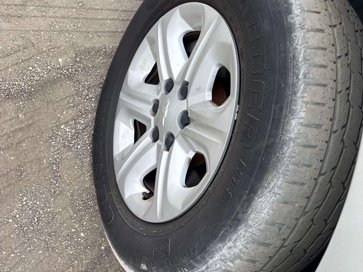 2015-chevrolet-traverse-image-27