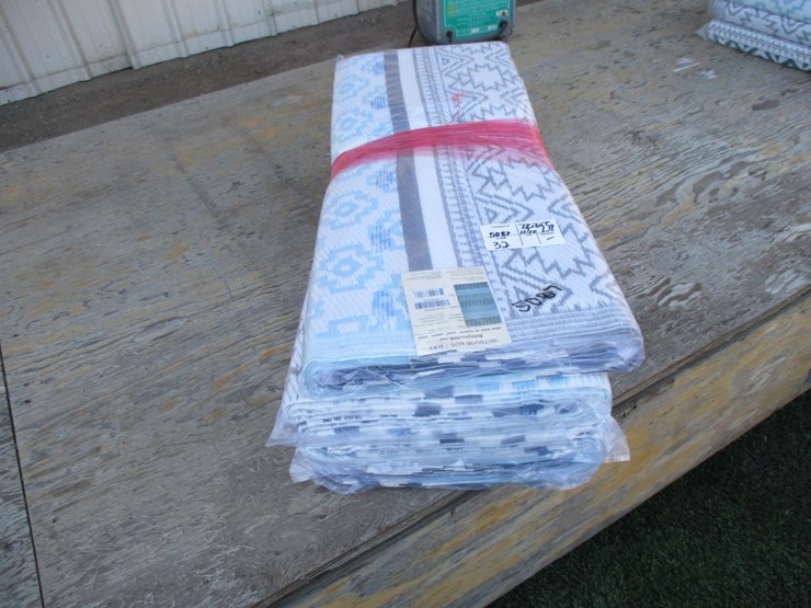 lot-of-new-unused-6'-x-9'-outdoor-rug/mats,-image-2