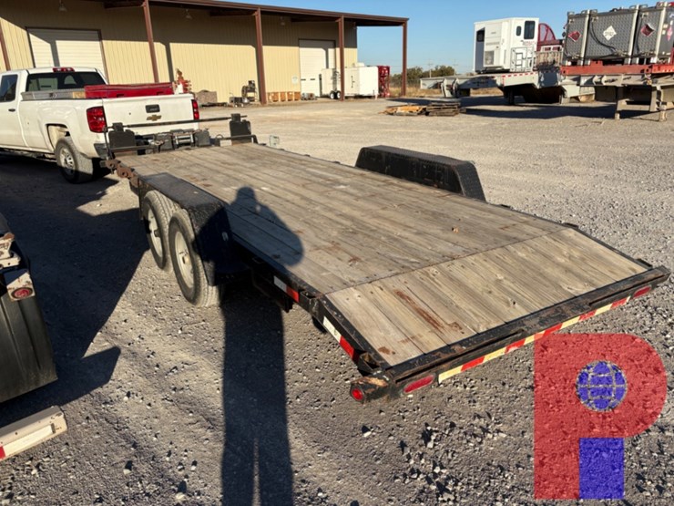 2017-quality-trailers-20'-x-82"-image-4