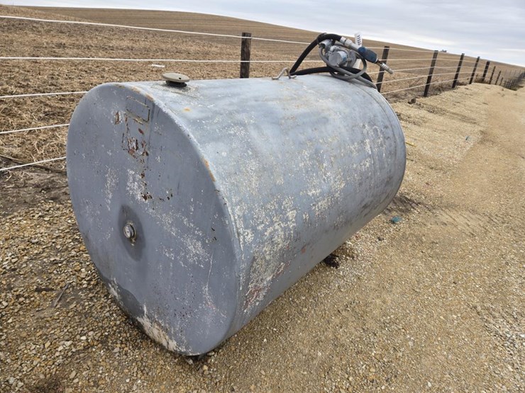 #5944-•-500-gallon-fuel-barrel-w/-pump-image-5