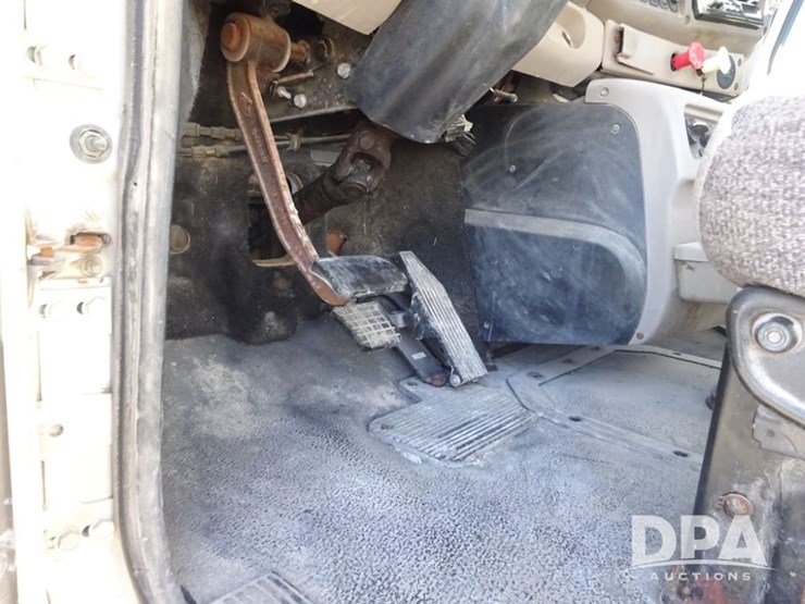 2004-mack-vision-dry-tender-truck-(pz14165,-unit-17539)-image-98