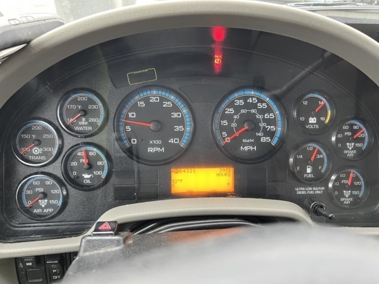 2013-international-7500-s/a-dump-truck-image-25