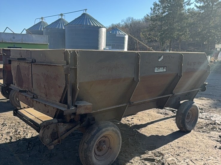 s&n-silage-wagon---pto-image-5