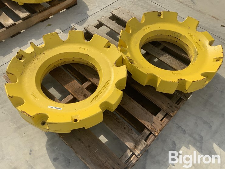 john-deere-205kg/450-lbs-rear-axle-weights-image-1
