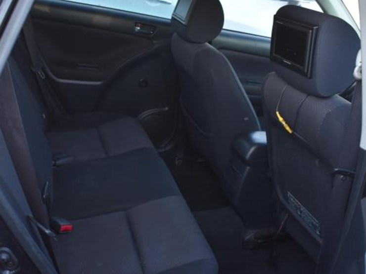 2003-toyota-(vin-#-2t1kr32e13c123843)-(showing-appx-255,227-miles,-up-to-th-image-9