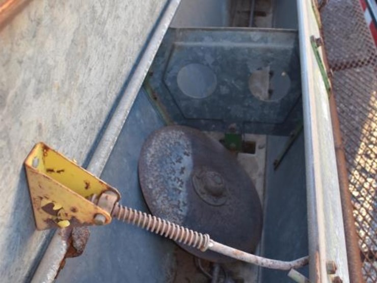 12'-jd-grain-drill-image-5