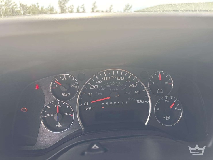 2008-chevrolet-express-box-truck-image-12