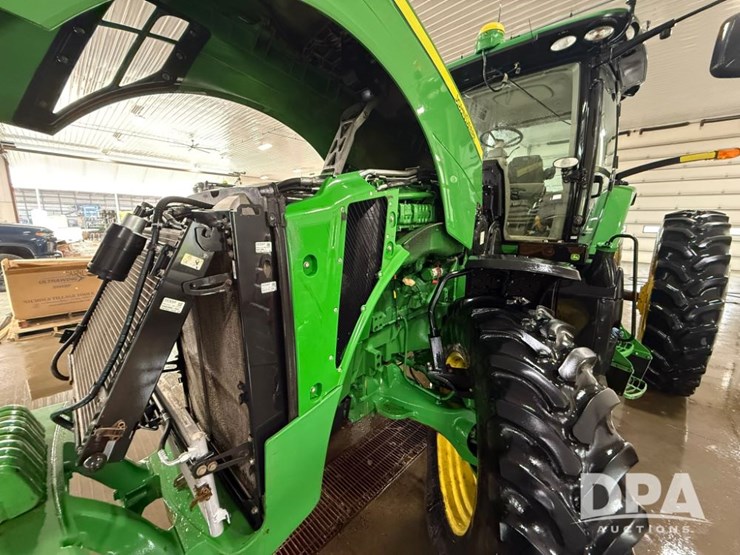 2016-john-deere-8245r-image-10