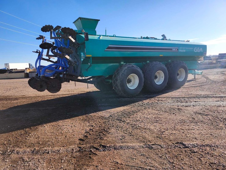 2013-gea-houle-7300-manure-tanker-image-4