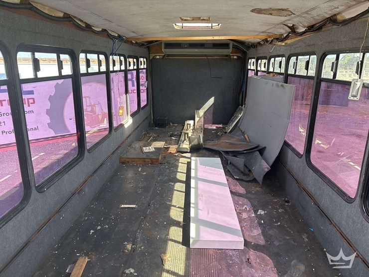 2001-freightliner-mb55-chassis-bus-image-22