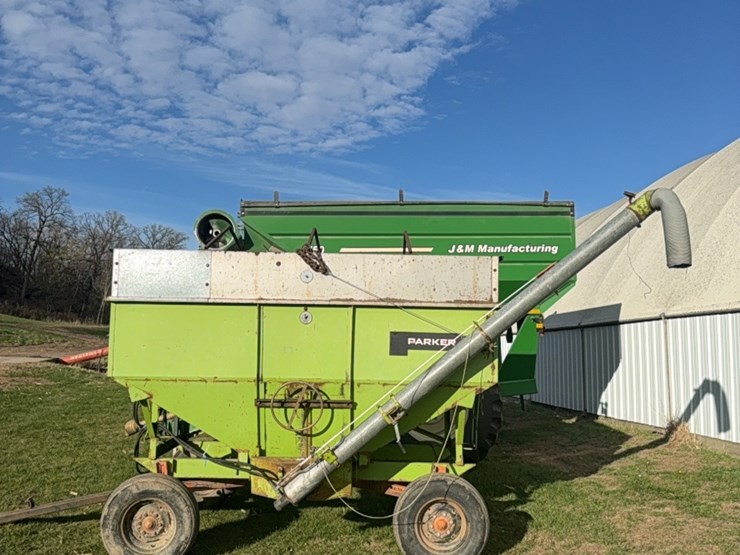 parker-200-bu-gravity-with-seed-auger-image-6