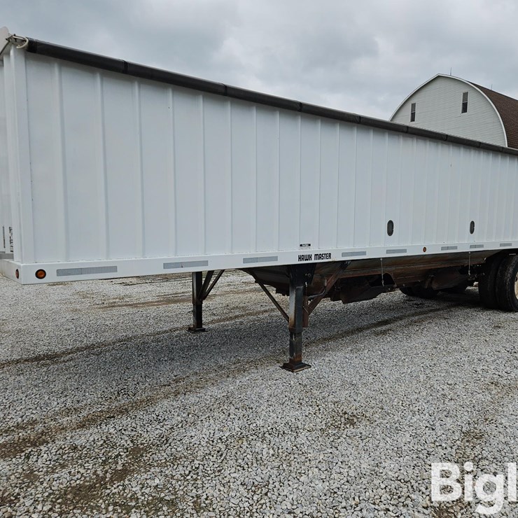 2004 Independent Hawk Master 3402-SG T/A Grain Trailer