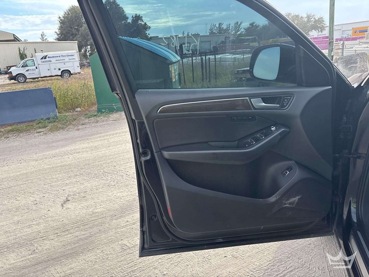 2014-audi-q5-image-10