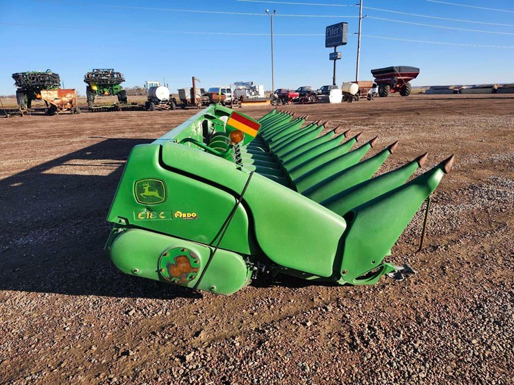 2012-john-deere-618c-image-5