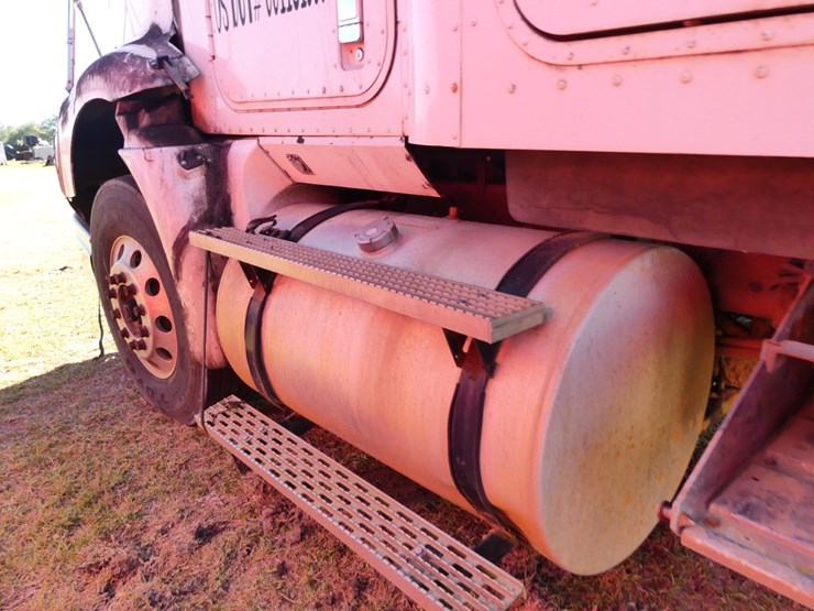 2003-international-9200i-image-10