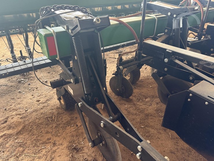 2021-b-&-h-9100-image-17