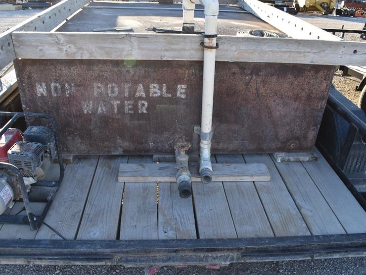 2023-12'-tiger-800-gallon-water-trailer-w/-pump-(vin-#-7s3bp1221pc001982)-(-image-9