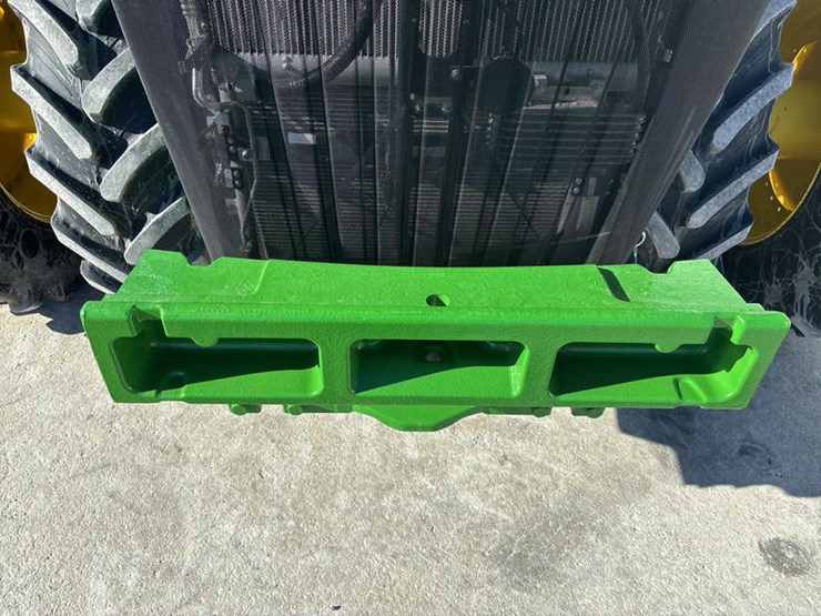 2024-john-deere-8r-410-image-14