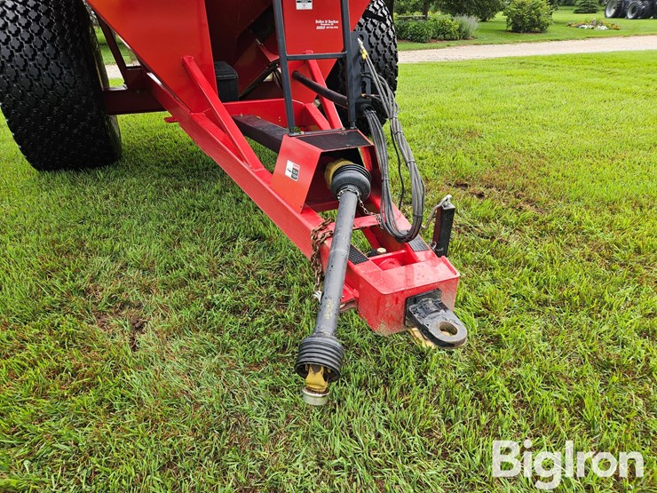 2015-unverferth-8250-image-9