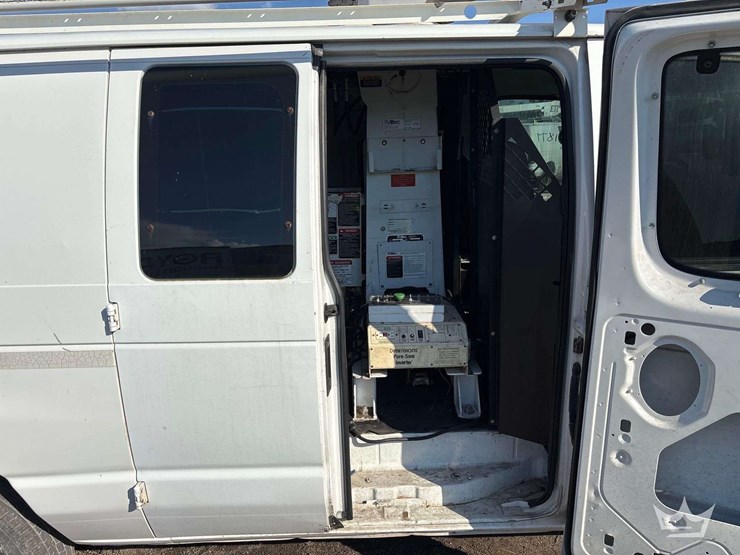 2008-ford-e350-image-20