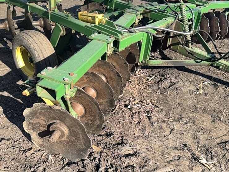 john-deere-1630-image-2