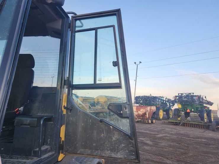 john-deere-324-image-42