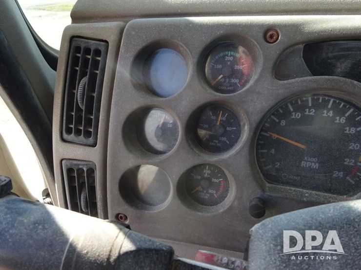 2004-mack-vision-dry-tender-truck-(pz14165,-unit-17539)-image-111