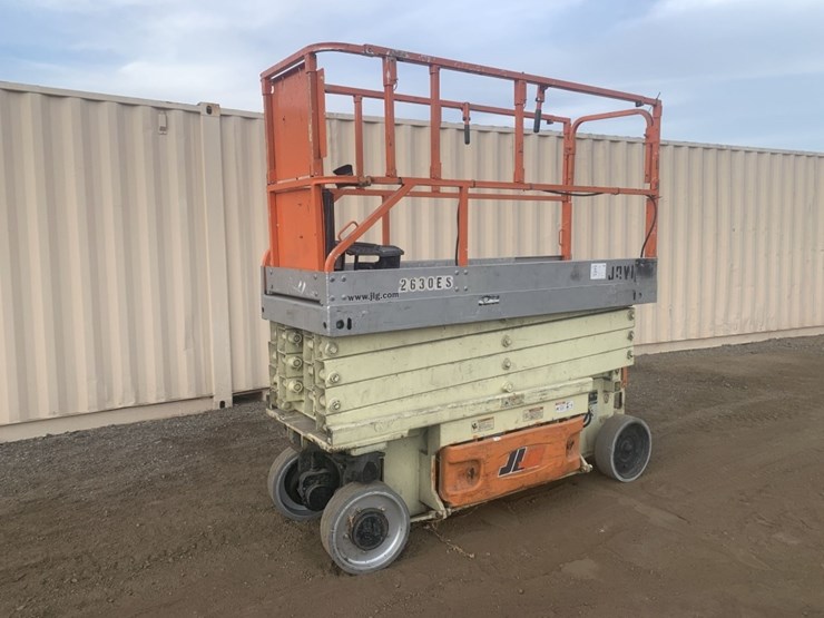 2004-jlg-2630es-image-1