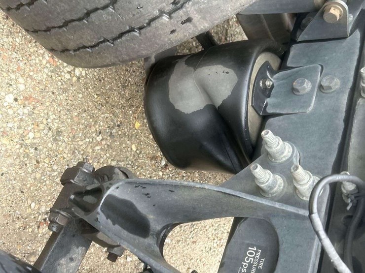 2012-international-prostar-image-19