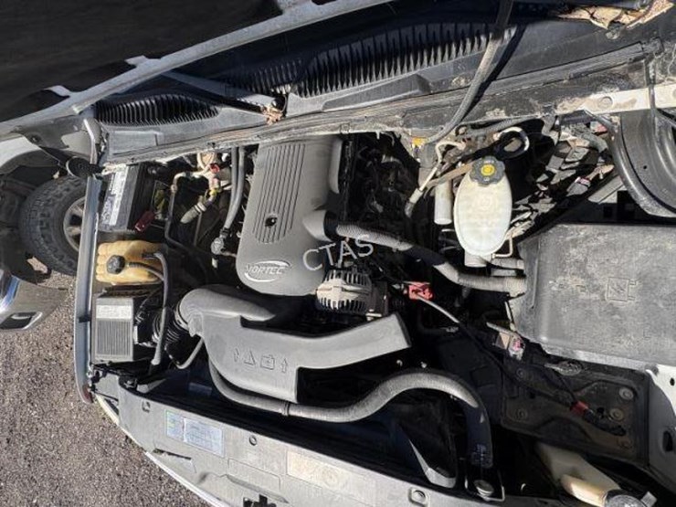 2005-chevrolet-tahoe-image-9