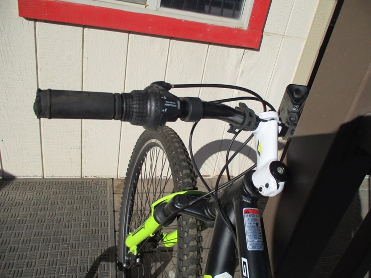 genesis-29"-gs29-mountain-bike,-image-4