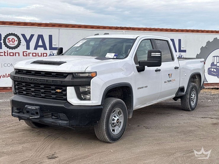 2021-chevrolet-silverado-2500hd-image-1