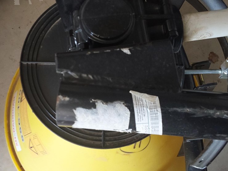 2023-mahindra-1635-hst-image-55