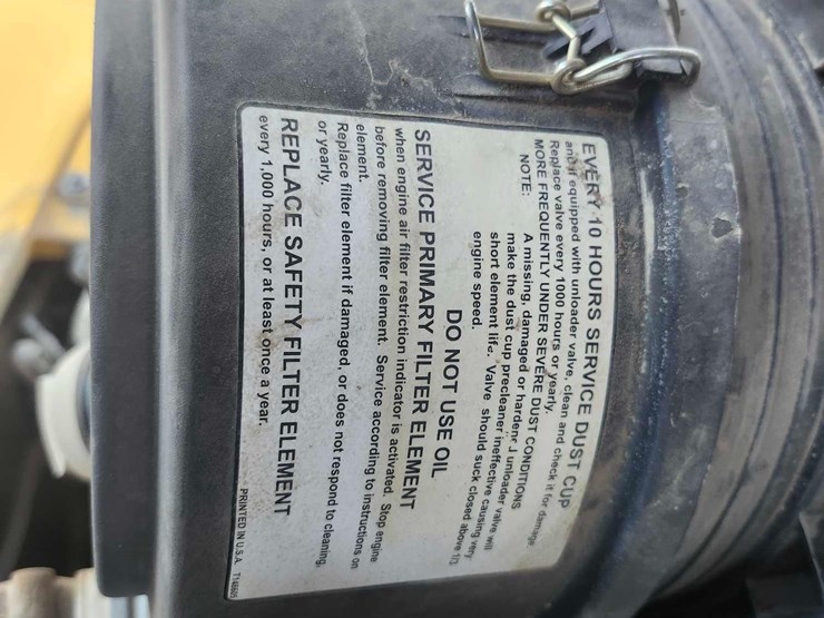 john-deere-324-image-35