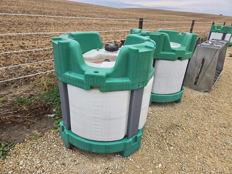 #5926-•-(2)-150-gallon-poly-totes-image-1