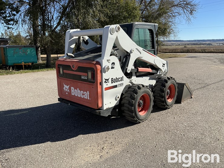 2012-bobcat-s650-image-5