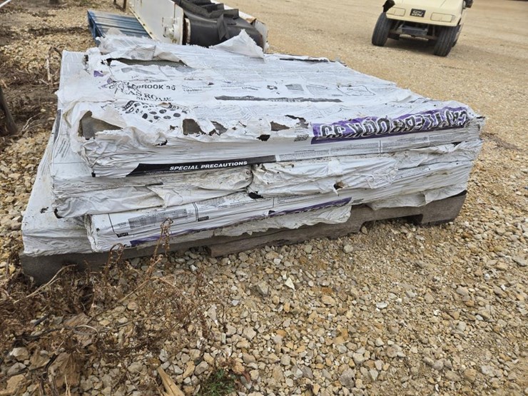 #5950-•-pallet-of-12-bundles-of-cattle-brook-35-shingles-image-5