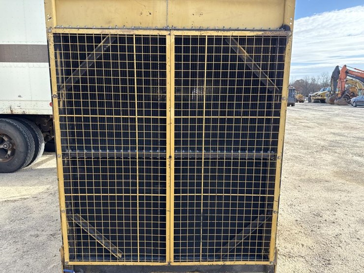 caterpillar-545-kw-image-22